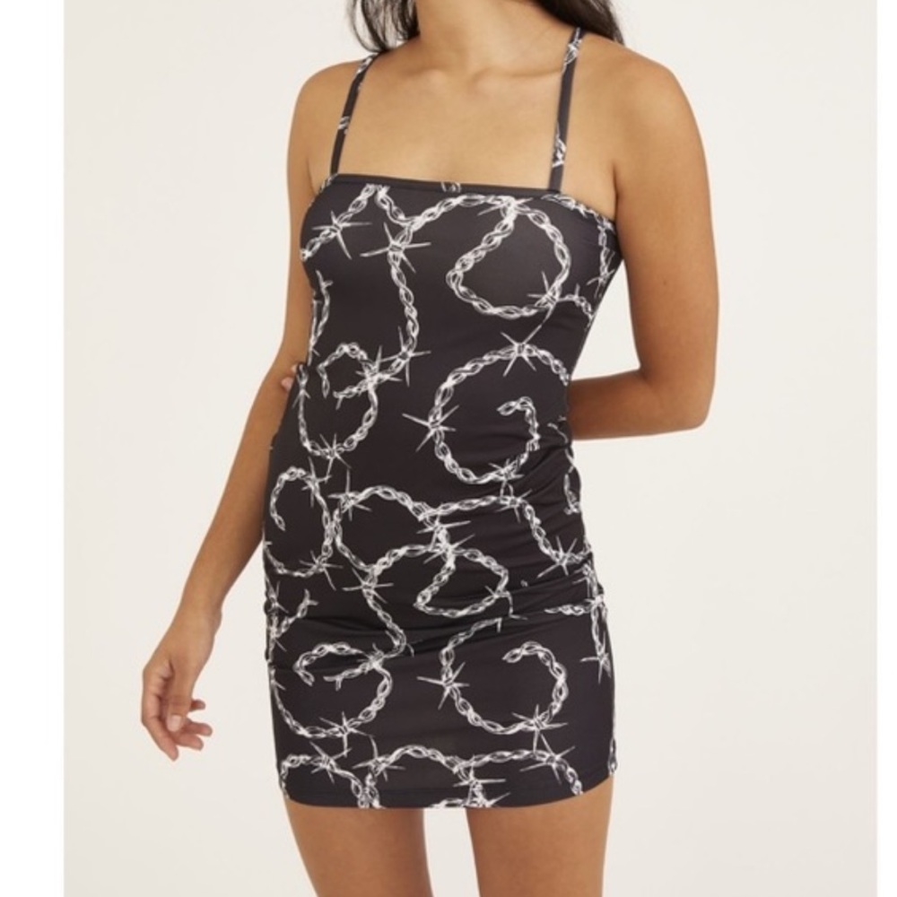 NEW GIRL ORDER DRESS
